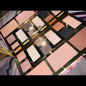 Tarte clay face shaping pallete
